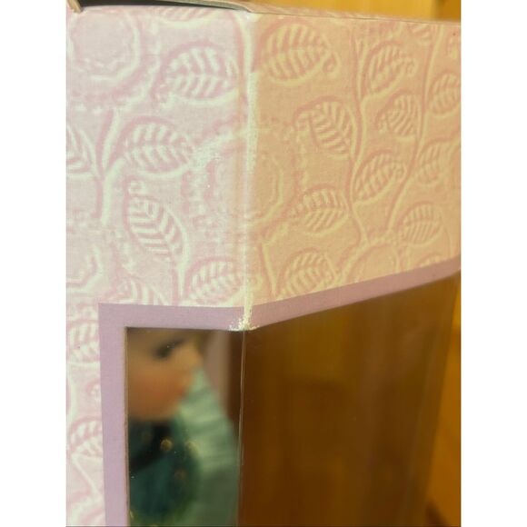 Vtg Collectible Memories Genuine Porcelain Doll  Margaret (5745) - Picture 8 of 10